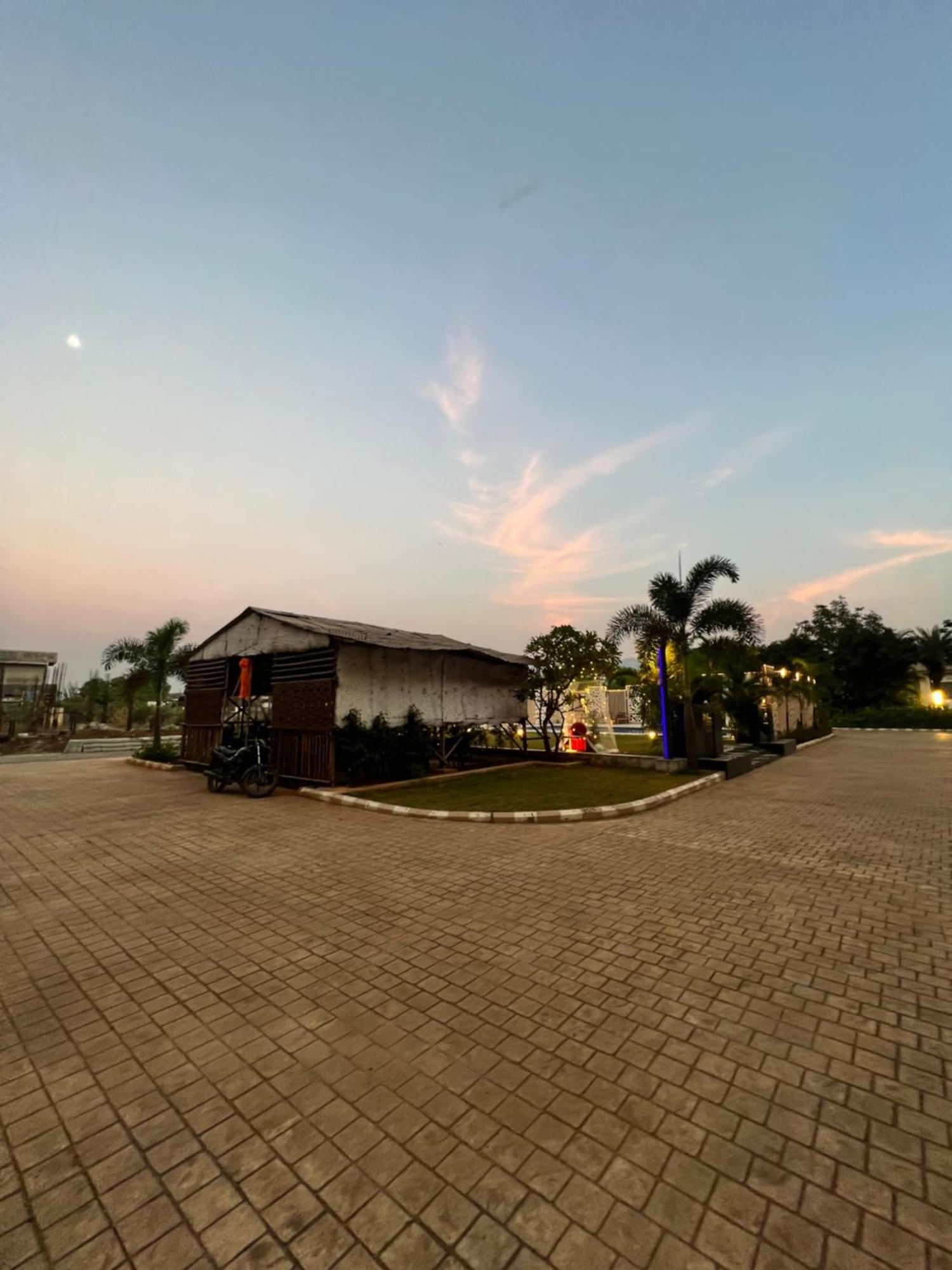 Capetown Resort Igatpuri Zewnętrze zdjęcie